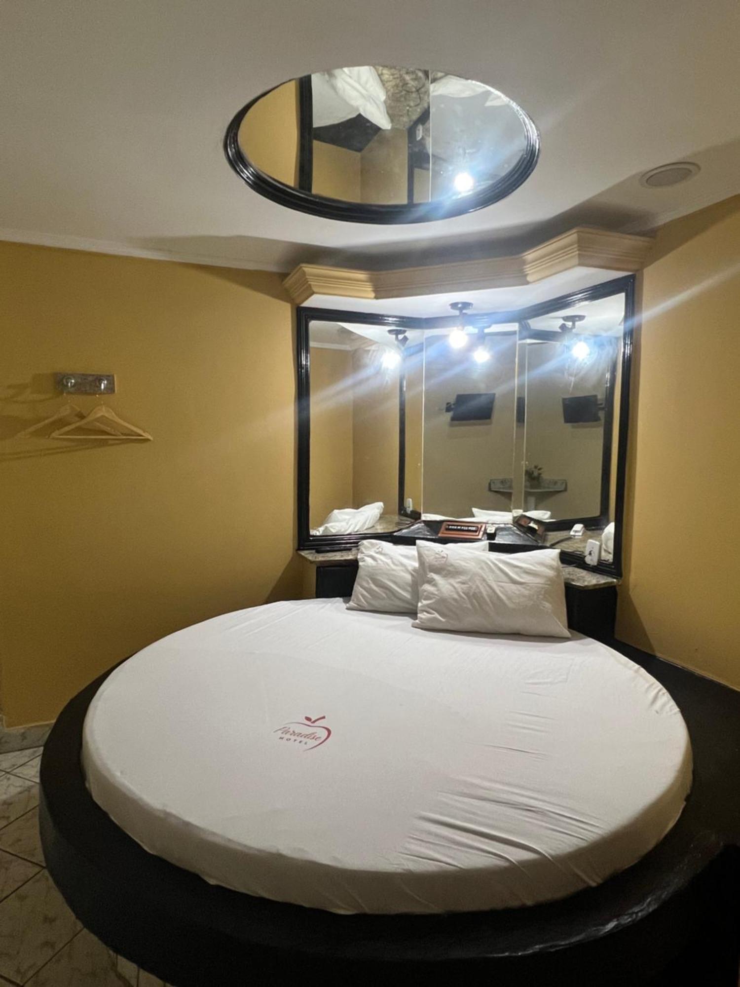 Hotel Paradise 萨尔瓦多 外观 照片
